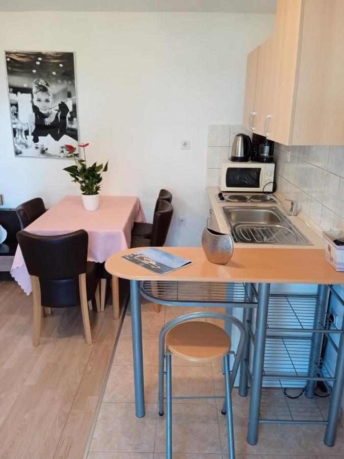 Pelivan Apartments Kaštela Zewnętrze zdjęcie