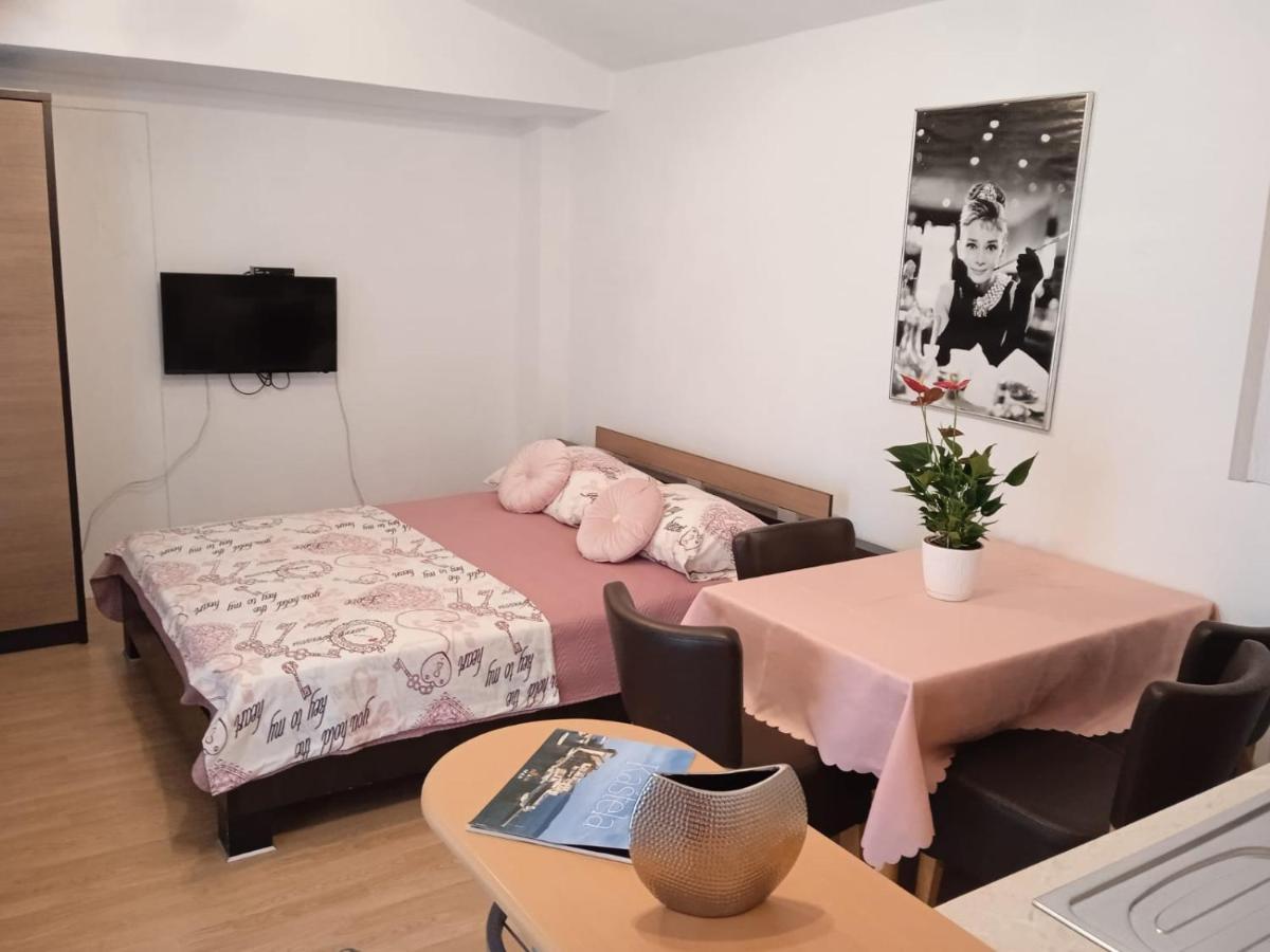 Pelivan Apartments Kaštela Zewnętrze zdjęcie
