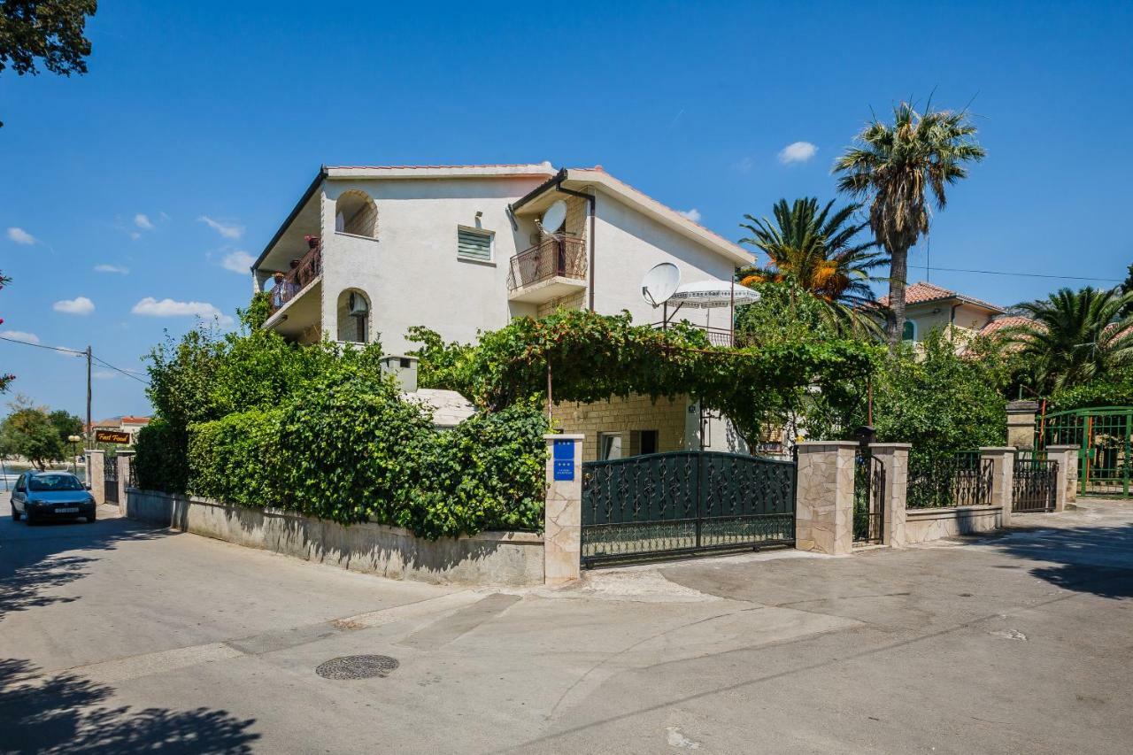 Pelivan Apartments Kaštela Zewnętrze zdjęcie